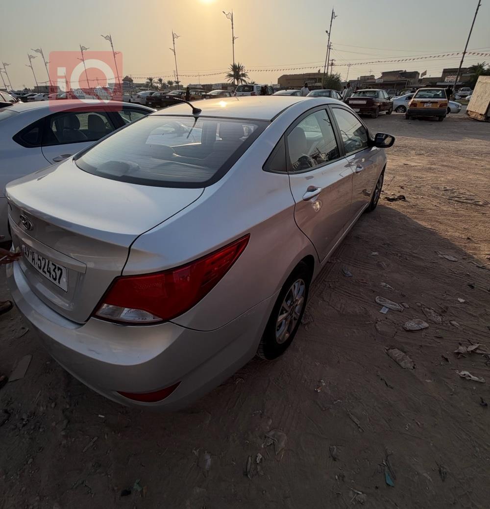 هیوندای ئەکسنت